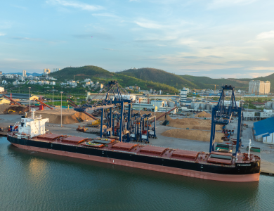 YM Courage Vessel Operations