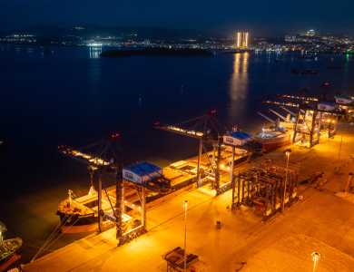 YM Courage Vessel Operations